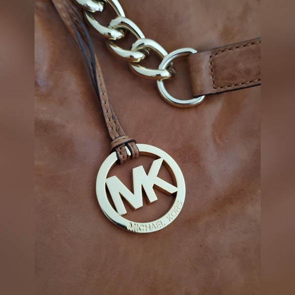 EUC Michael Kors Uptown Astor Brown Hobo Bag - Picture 13 of 15